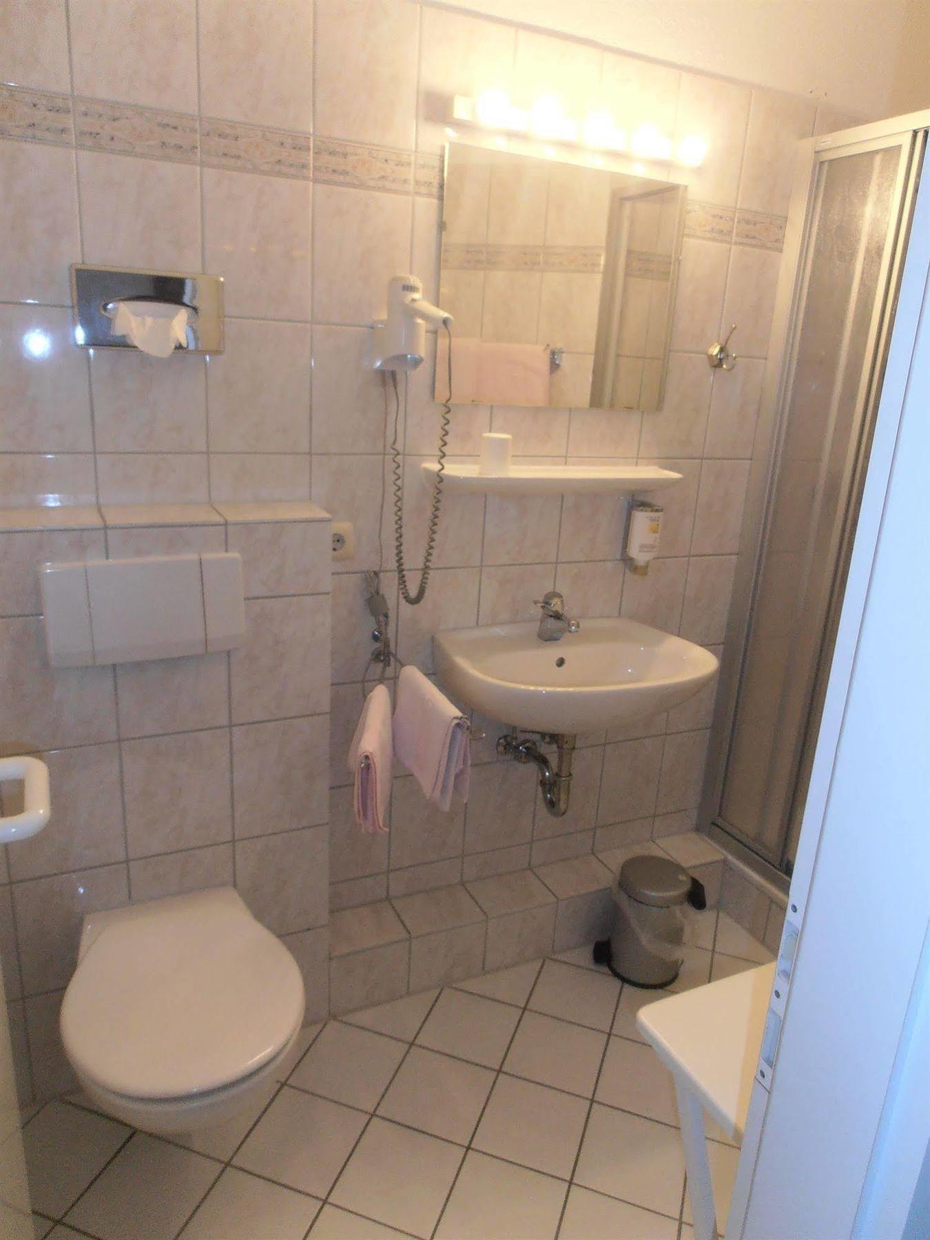 Hotel Hesse Schenefeld  Eksteriør bilde