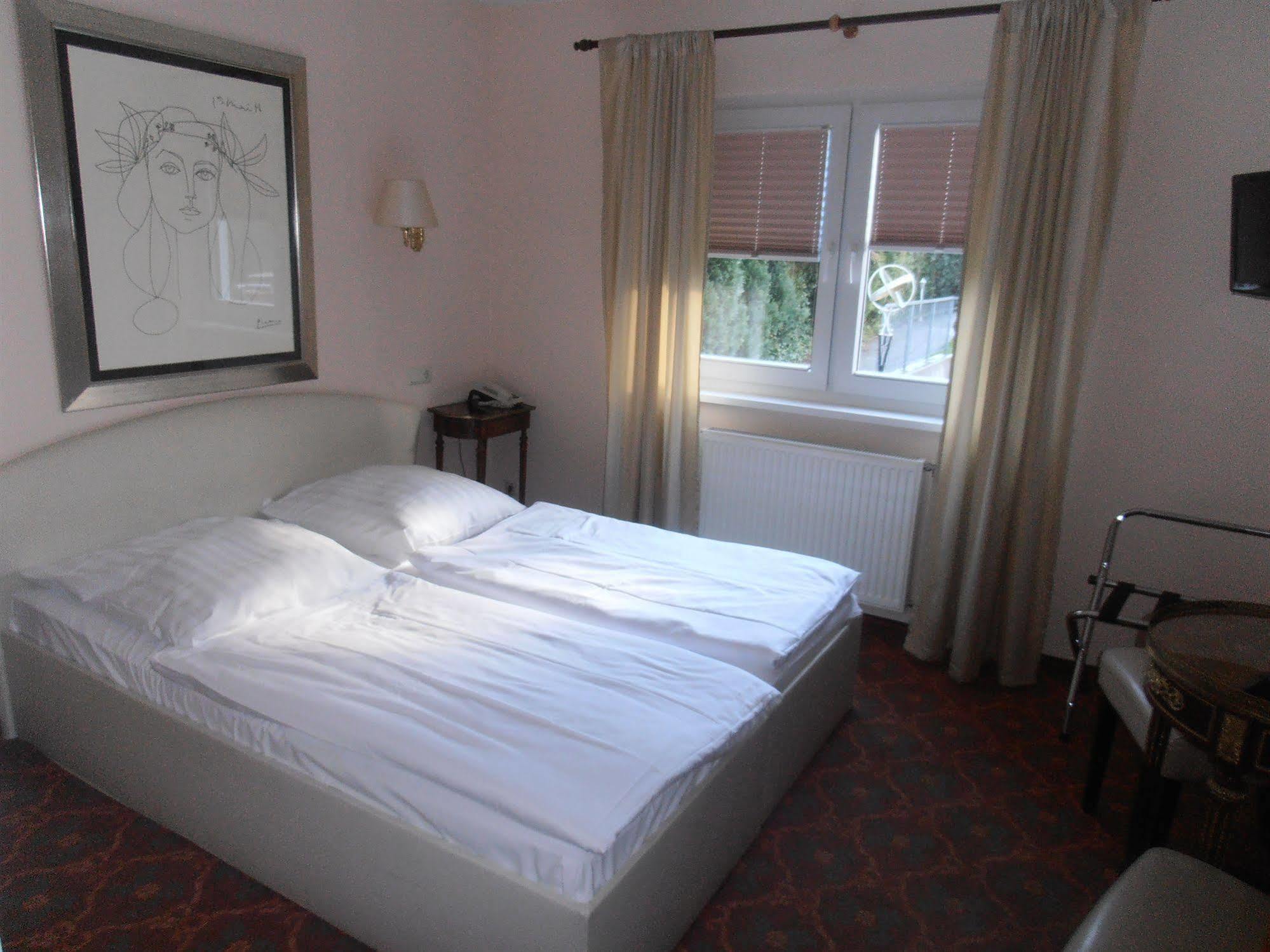 Hotel Hesse Schenefeld  Eksteriør bilde